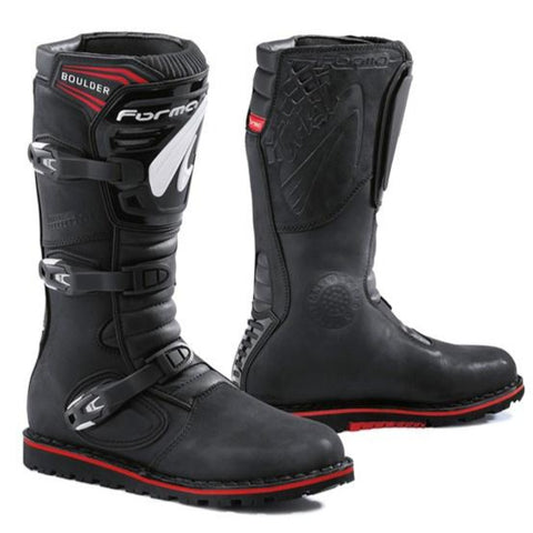 Forma Boulder Boots (Black)