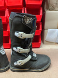 EX HIRE BOOTS Wulfsport Black 34 (001)