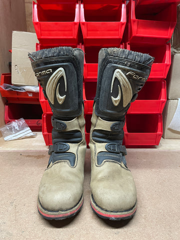 EX HIRE BOOTS Forma brown 39 (002)