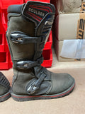 EX HIRE BOOTS Forma black 40 (026)