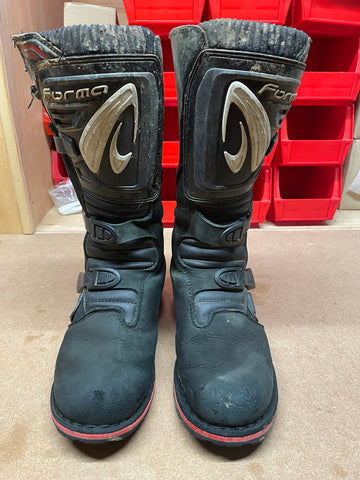 EX HIRE BOOTS Forma black 40 (016)