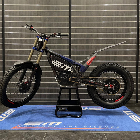 2024 EM EPURE COMP **LIMITED EDITION**