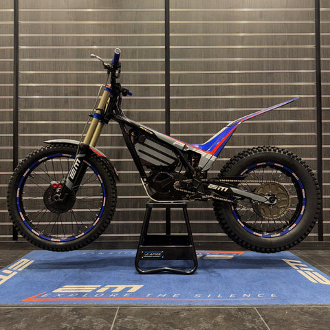 2022 EM EPURE RACE **NEW ARRIVAL**