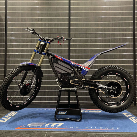 2023 EM EPURE RACE **NEW ARRIVAL**